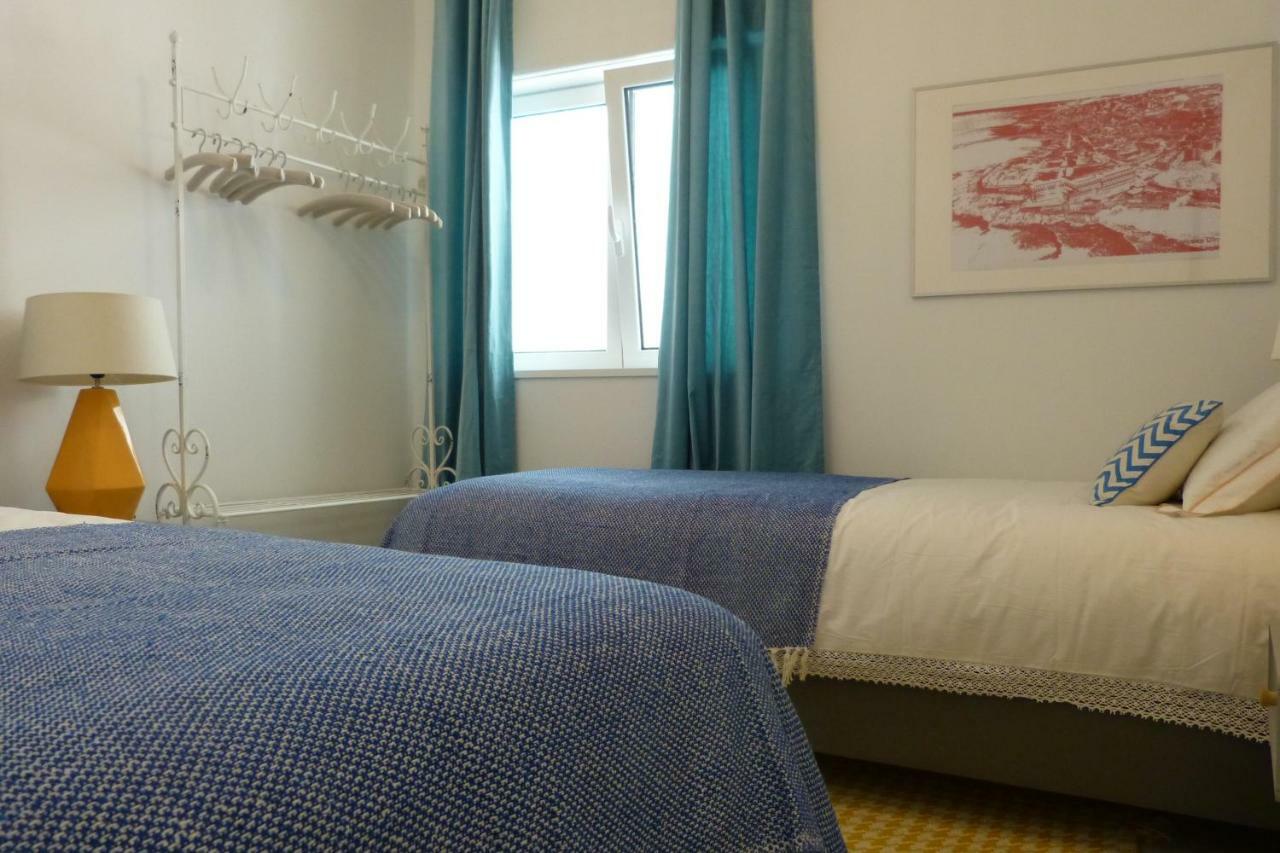 Palhas Apartment เอริเซรา ภายนอก รูปภาพ